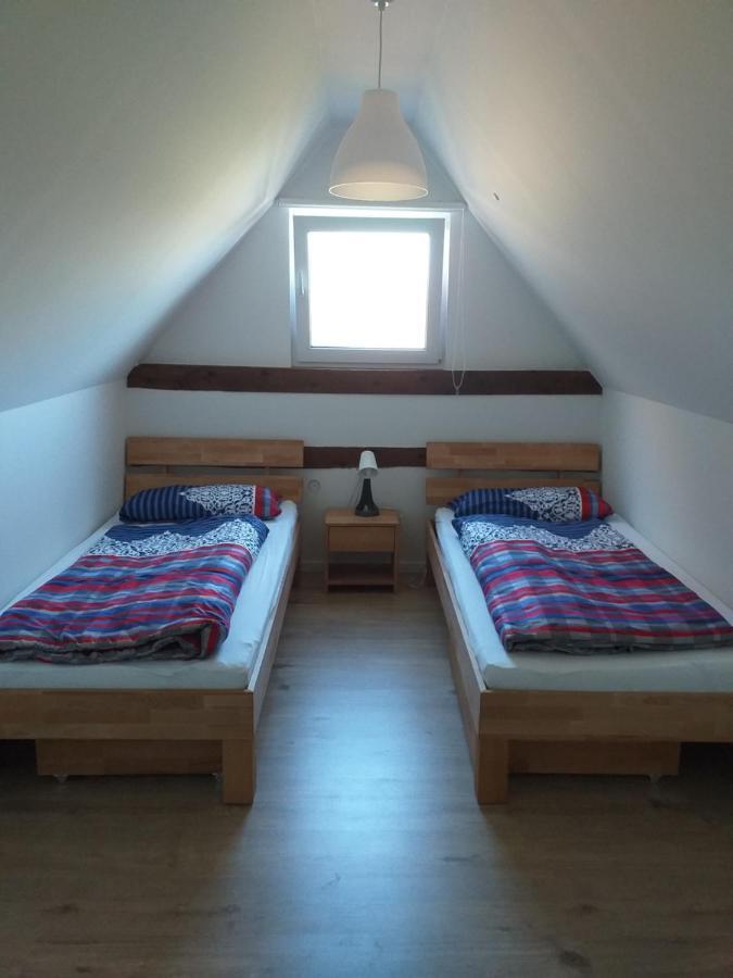 Lutzes Ferienhaus Knittelsheim Экстерьер фото